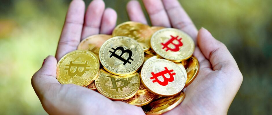 How to invest in Bitcoin for beginners