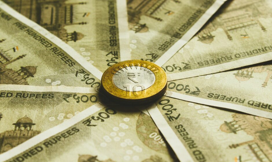 What is currency investment