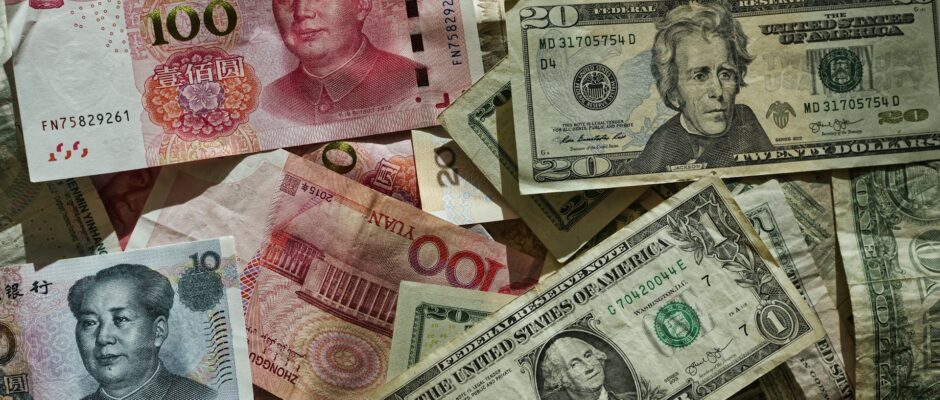 What is the top 50 currency in the world