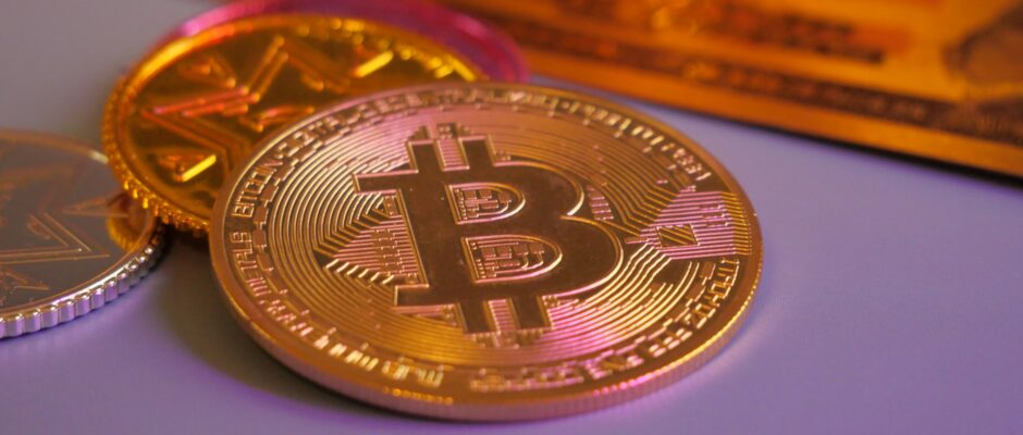 What is an example of a cryptocurrency scam