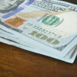 How does a payment scam work?