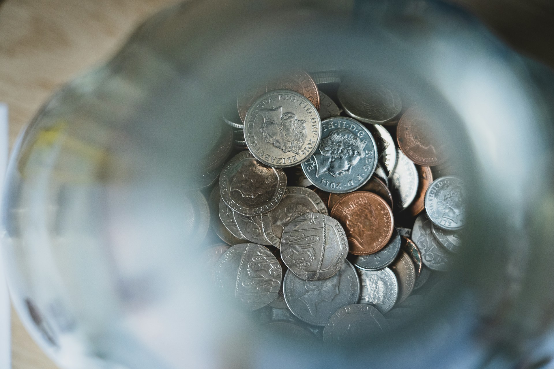 What is the best currency to use in the UK?