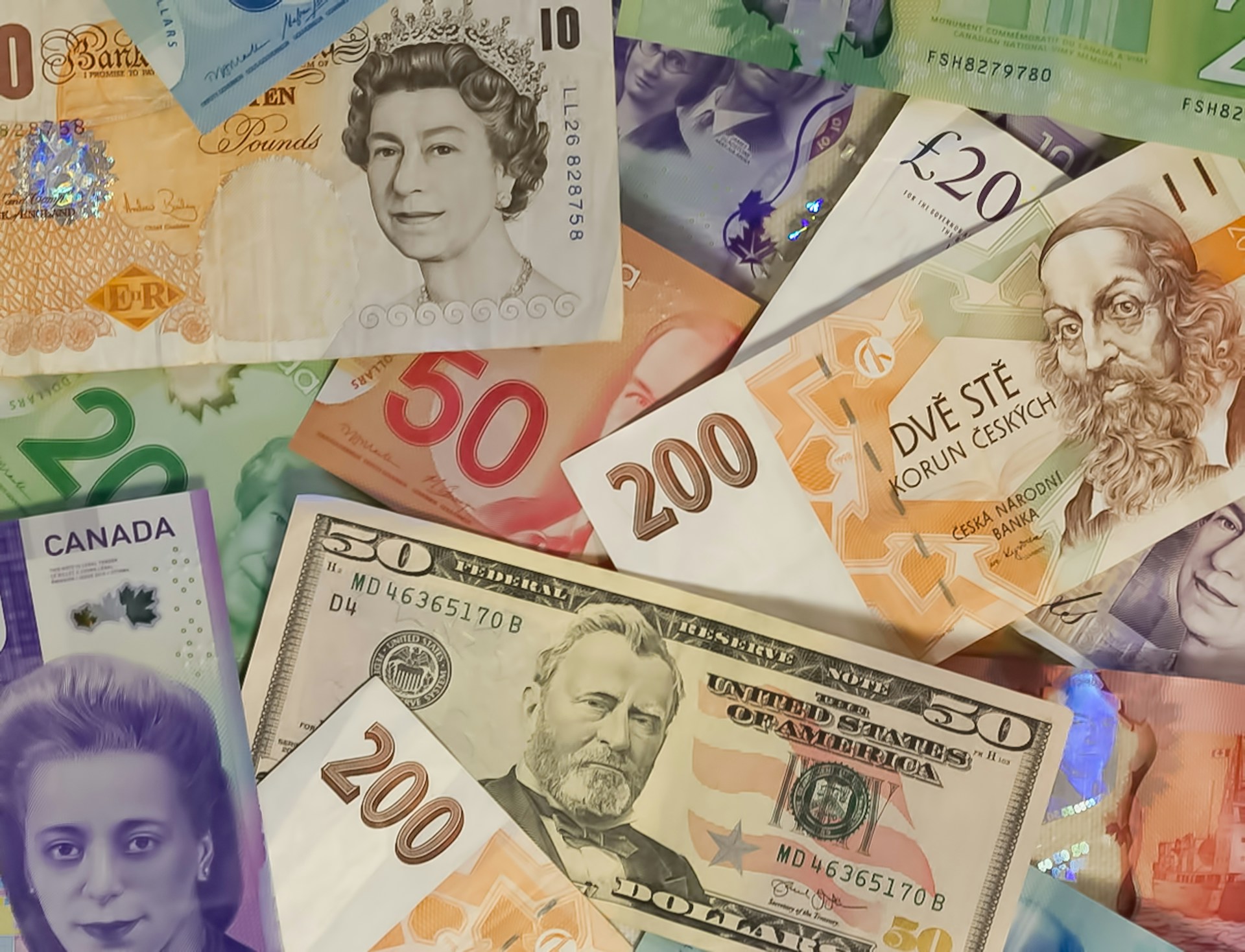 Are currency exchanges a scam?