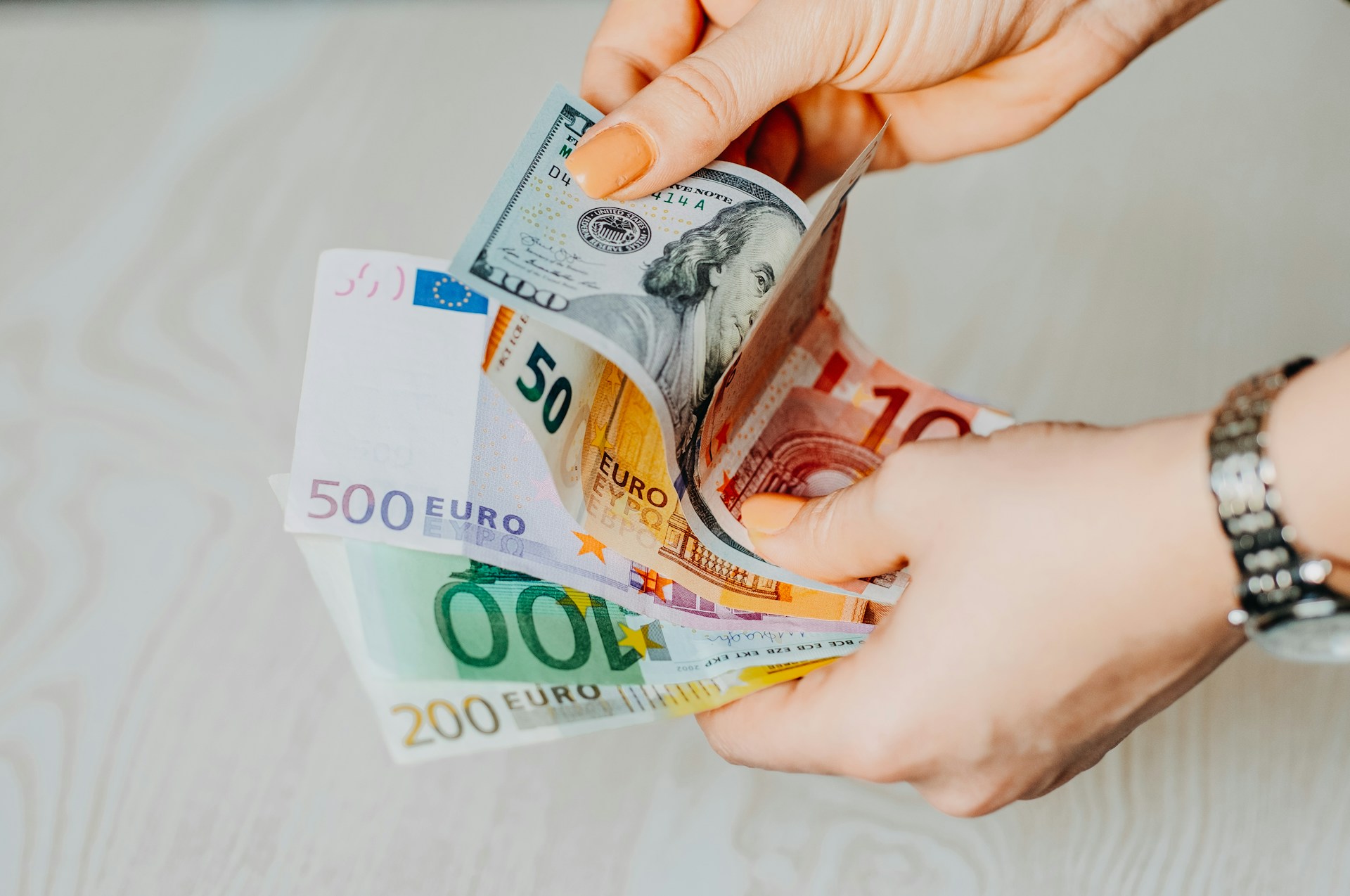 What are all the currencies in Europe?